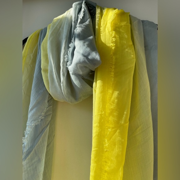 TILO Scarves Sunshine Pop! Silk & Modal and plenty of warm yellow ☀️ - Picture 4 of 10